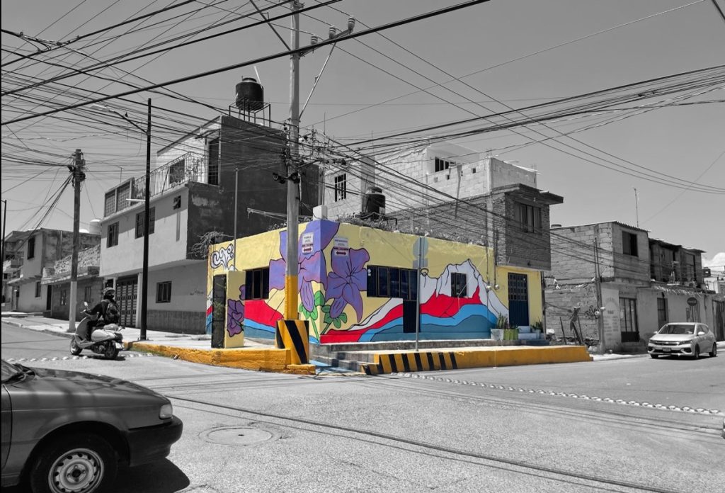 Figura 3. Fotografía desde la contraesquina de “Nuestro mural” (Esquina de Catalana 47).